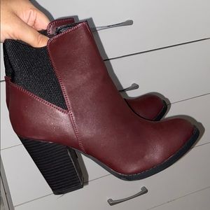 NEW! Burgandy booties